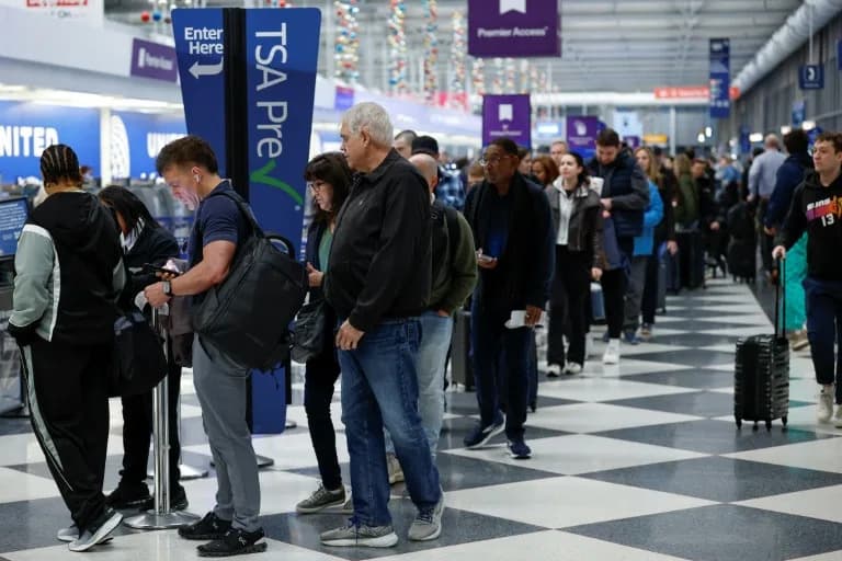 Over 1,000 U.S. Flights Canceled as Shutdown Forces Air-Traffic Cuts at Major Hubs
