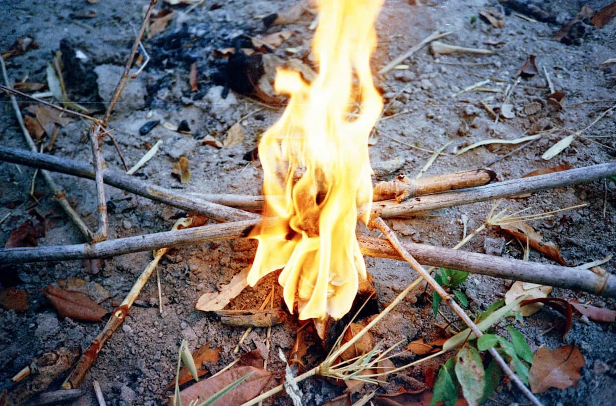 Neanderthals Sparked Controlled Fire 400,000 Years Ago — Oldest Direct Evidence Yet