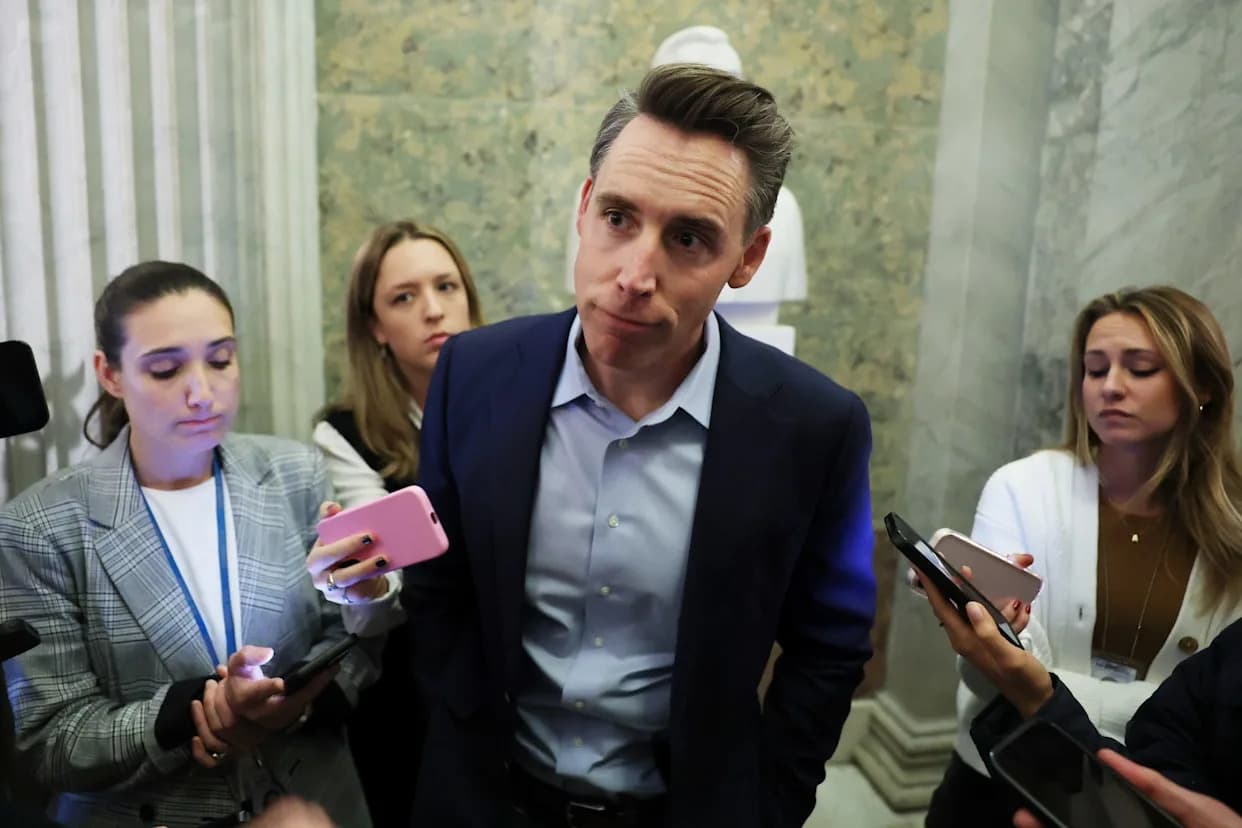 Capitol Hill Split Over AI: Some Offices Embrace Tools, Others Ban Them