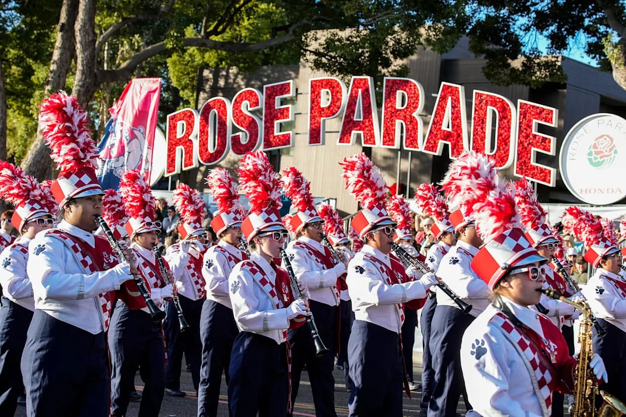 137th Rose Parade Expected To Be Rainy — Parade Will Go On