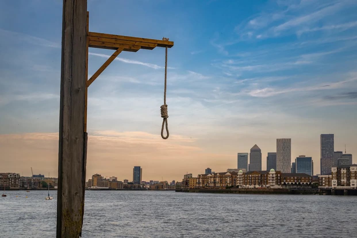 16th‑Century Gallows Unearthed Near Grenoble With Mass Burial Pits Revealing Reformation‑Era Executions