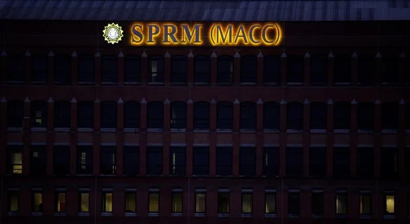 Malaysia Detains Ex-Army Chief and Four Others in Military Procurement Bribery Probe