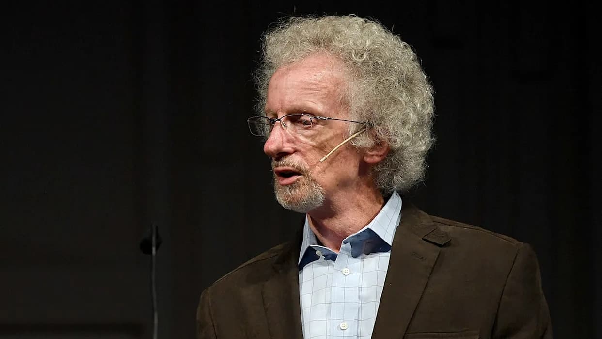 Philip Yancey Admits Eight-Year Extramarital Affair, Says He Has "Disqualified" Himself From Ministry