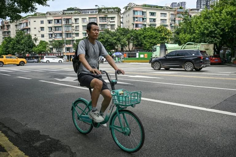 From Courier To Bestselling Author: One Man’s Wake-Up Call About China’s Gig Economy