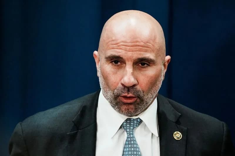 FBI Set To Name Christopher Raia As Deputy Director, NYT Reports