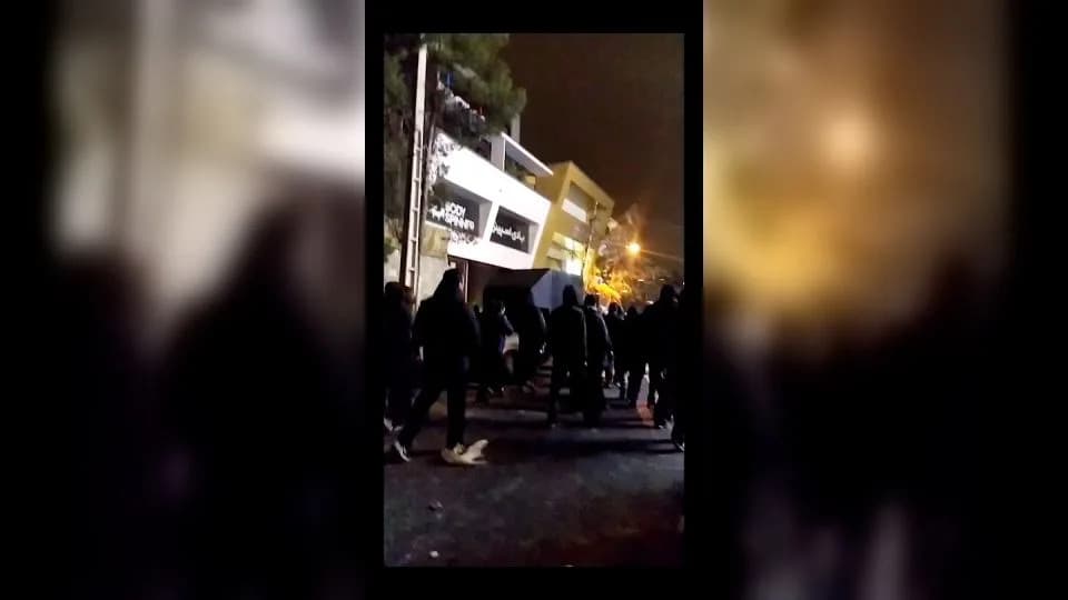 Tehran Protests: Witnesses Describe 'Bodies Piled Up' in Hospitals as Crackdown Turns Deadly