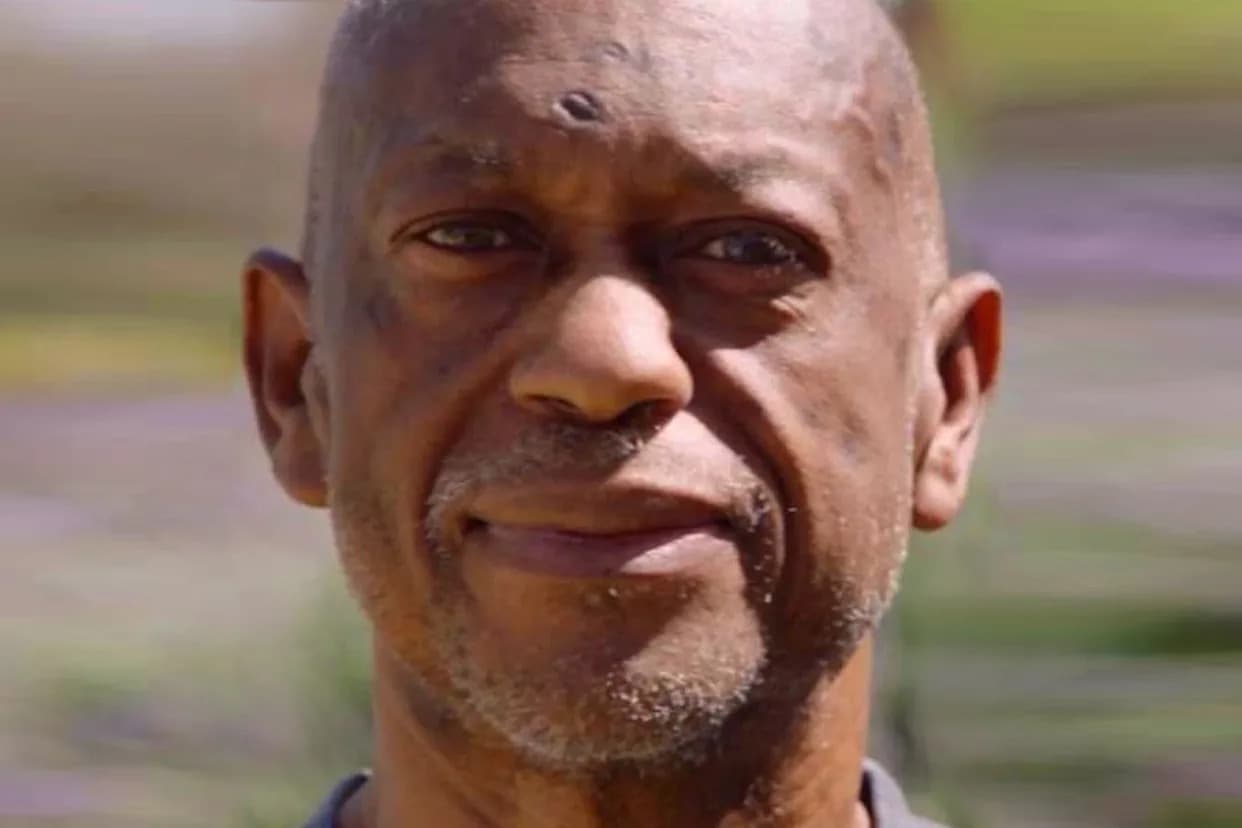 Daughter Clings to Green Frog That Plays Her Father’s Final Voicemail After Wildfire Killed Him and Her Brother