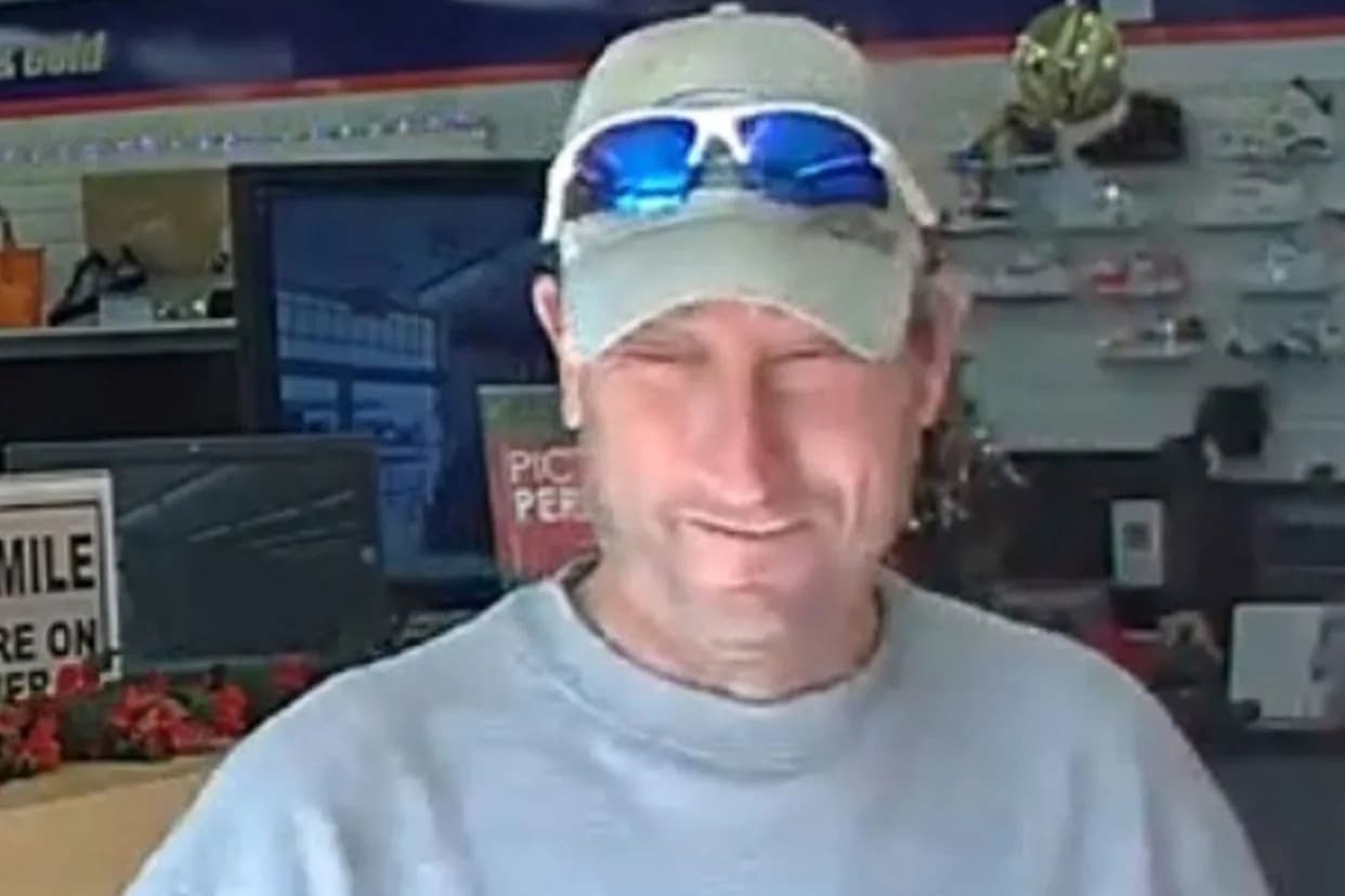 Florida Senior-Living Executive Accused Of Stealing Residents’ Jewelry, Sold Items At Pawn Shops