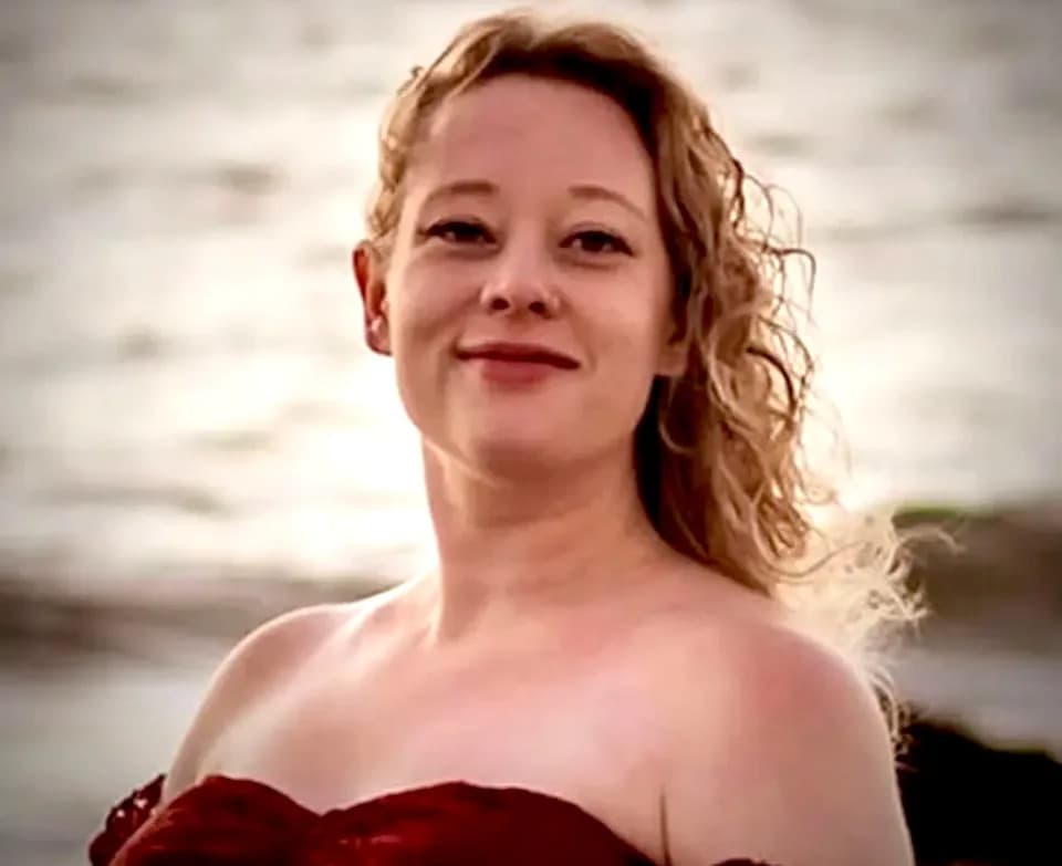 Sen. Mullin Defends ICE Agent After Minneapolis Shooting, Then Contradicts Himself On Live TV