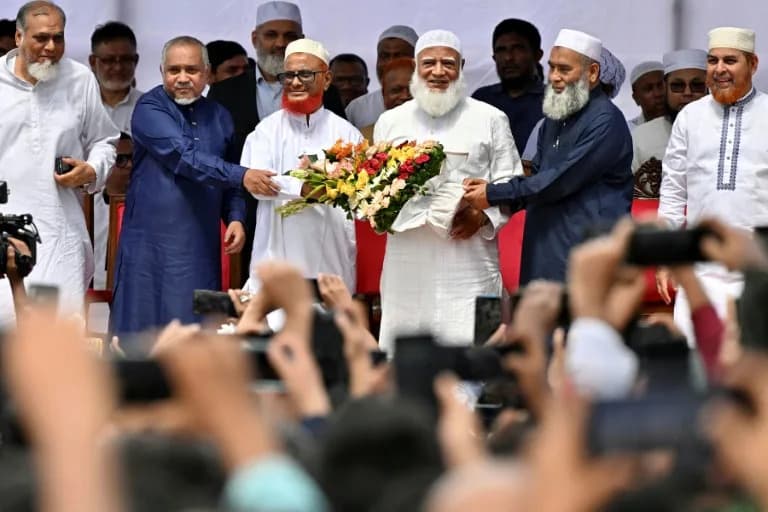 Bangladesh's Islamist Forces Surge Ahead Of Feb. 12 Vote — Jamaat-e-Islami Leads The Push