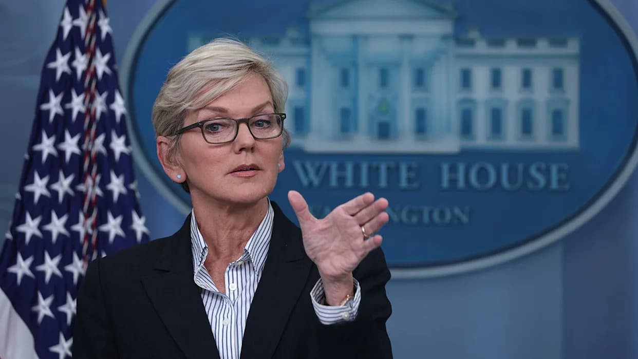 Watchdog Urges Congress To Review Billions In Late-Term DOE Grants Amid Minnesota Fraud Probe