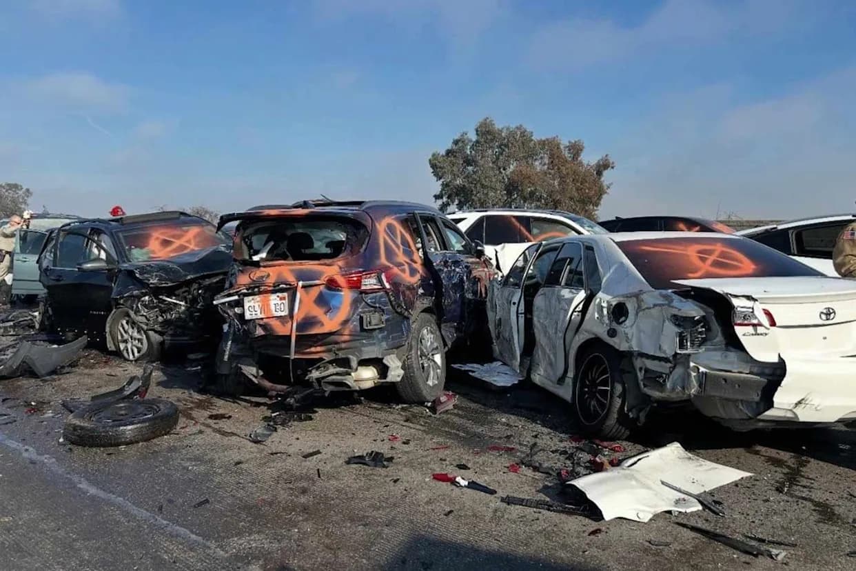 17-Vehicle Pileup on Fresno’s State Route 99 in Dense Fog Leaves One Dead, At Least 20 Hurt