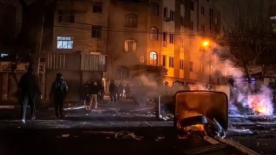 SpaceX Activates Free Starlink Connections for Some Iranians Amid Brutal Crackdown