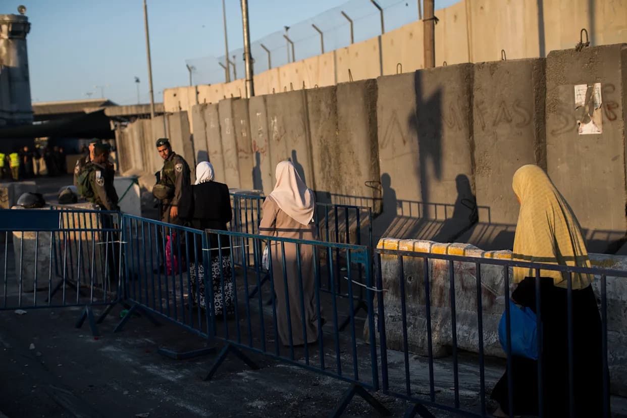 25,000 Students in East Jerusalem Strike After Israel Restricts West Bank Teachers' Access