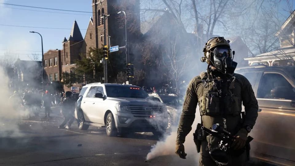 Legal Analyst: Minnesota and Illinois Lawsuits Seeking To Halt ICE Enforcement Are ‘Almost Completely Meritless’