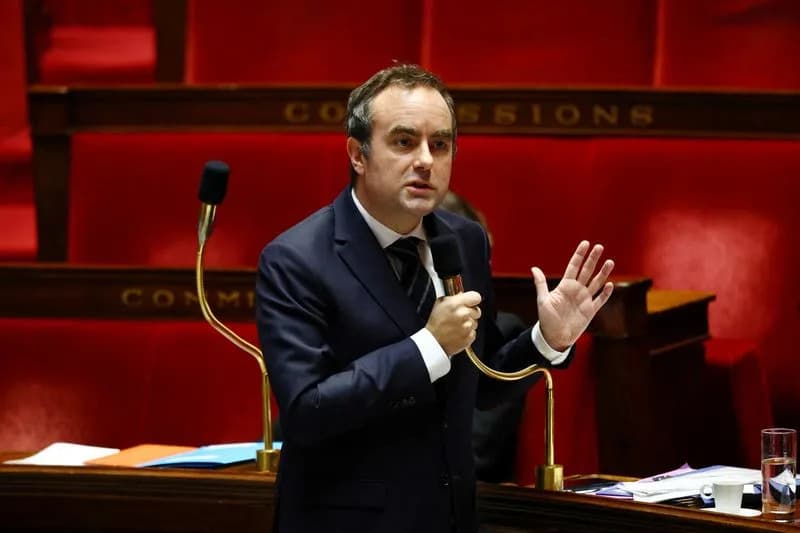 French Government Survives Two No-Confidence Votes — Now Girds For Contentious 2026 Budget Fight
