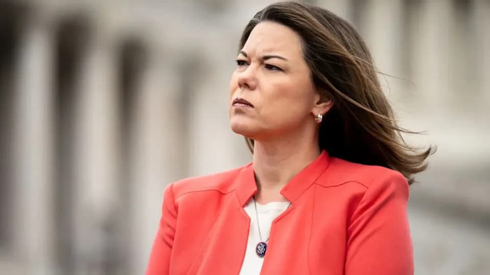 Angie Craig Compares ICE To 1930s Germany, Vows Not To Fund Agency As Minneapolis Tensions Rise