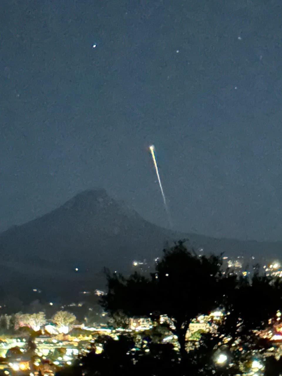 Dragon Endeavor’s Return Lights Up San Luis Obispo Skies — Did You See It?