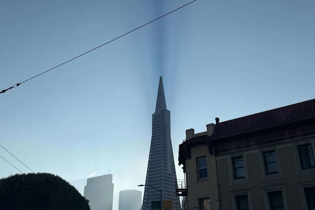 Stunning Illusion: Transamerica Pyramid's Shadow Flips Into the Sky