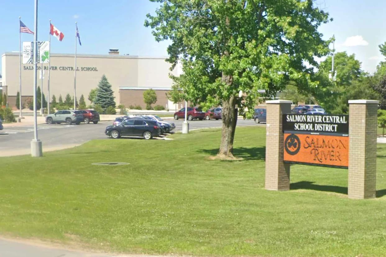 Mother Plans Lawsuit After 8‑Year‑Old Non‑Verbal Autistic Son Was Allegedly Confined in School 'Timeout' Box