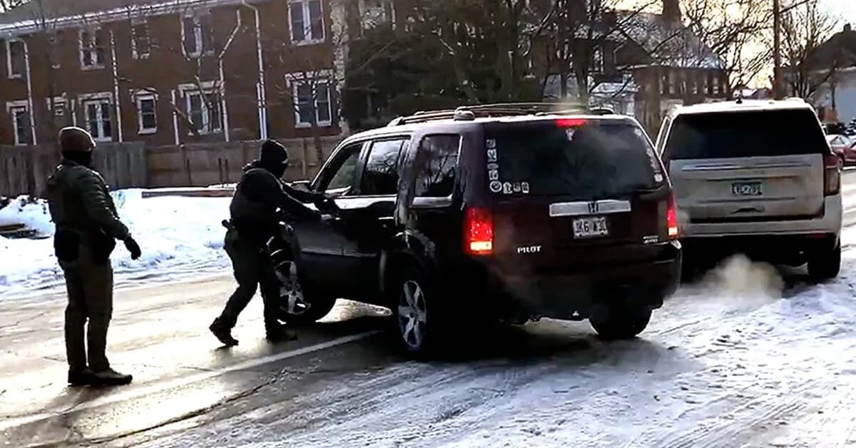 Leaked Emails Reveal CBS Staff Doubts Over Anonymous Claim That ICE Agent Suffered 'Internal Bleeding'