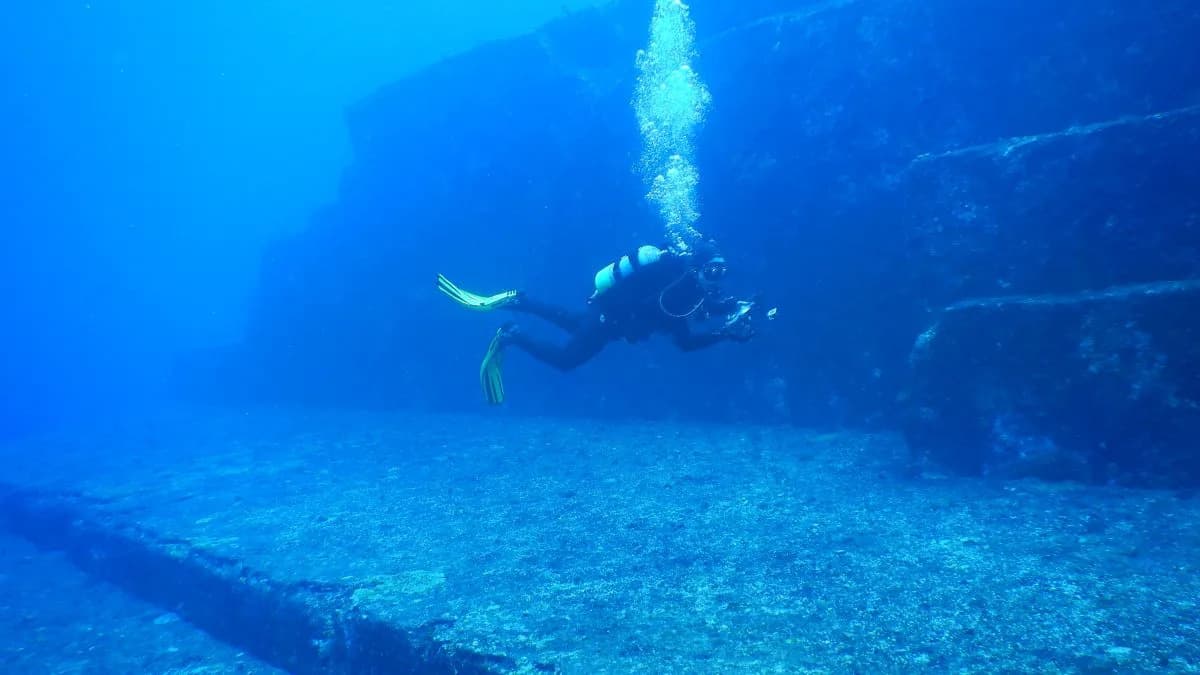 Yonaguni Monument: The Underwater “Lost City” — Why Most Geologists Call It Natural