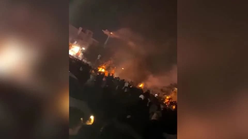 ‘Blood on the Streets’: Iranian Exile From Karaj Describes Deadly Crackdown