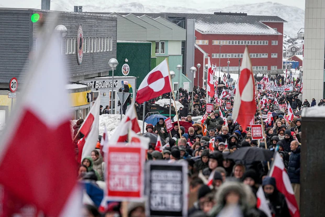 EU Calls Emergency Ambassadors' Meeting After Trump Threatens Tariffs Over Greenland