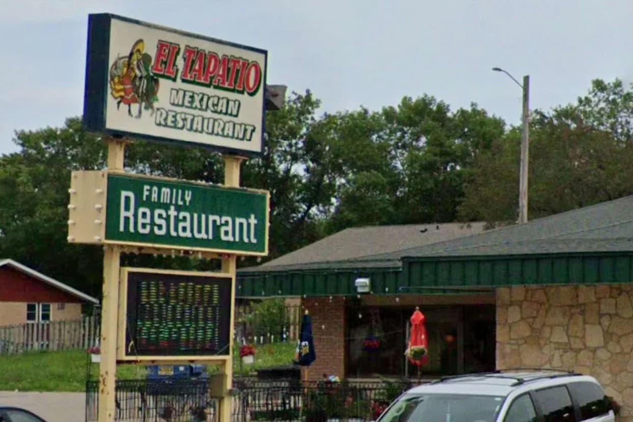 ICE Agents Dined at Small Minnesota Mexican Restaurant — Returned Hours Later to Detain Staff