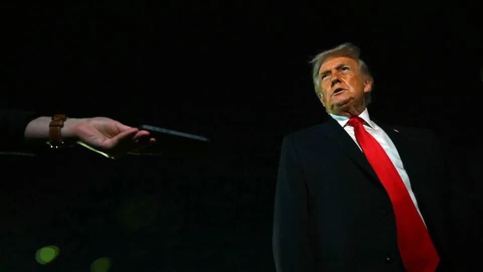 Trump Publicly Humiliates European Leaders, Slams UK Over Diego Garcia Ahead Of Davos