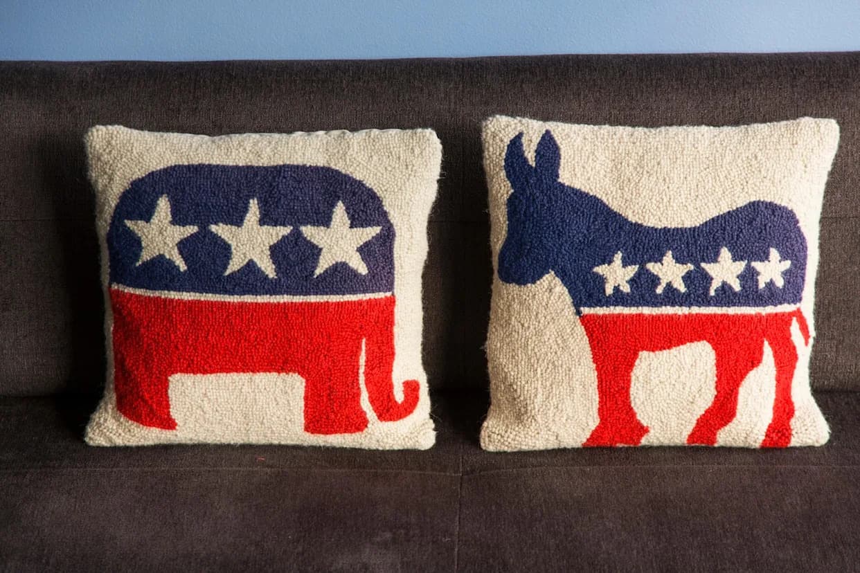 Dialing Across The Divide: Payphones Link San Francisco And Abilene To Foster Civil Conversation