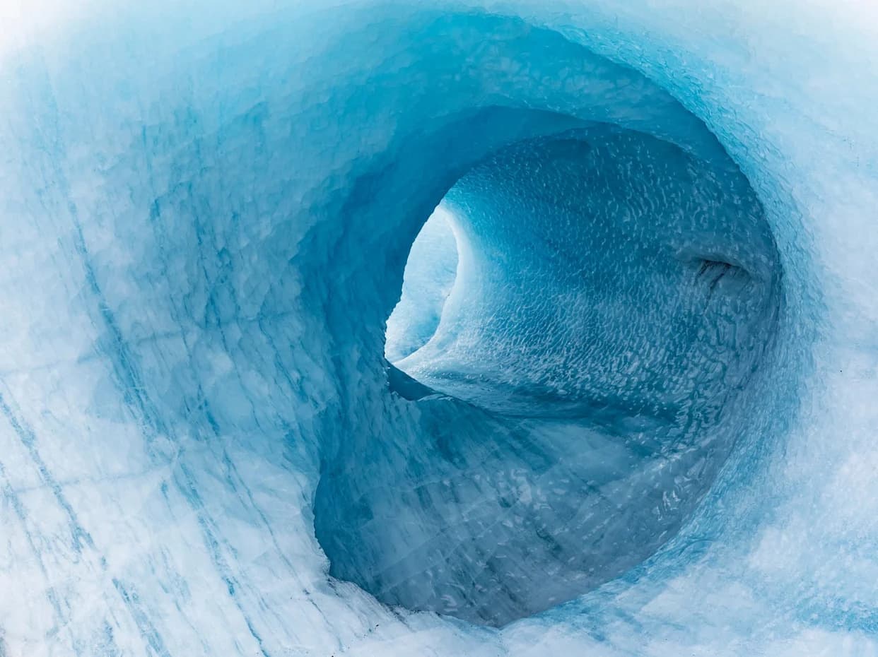 Scientists Store Melting-Glacier Climate Records in an Antarctic Ice Vault