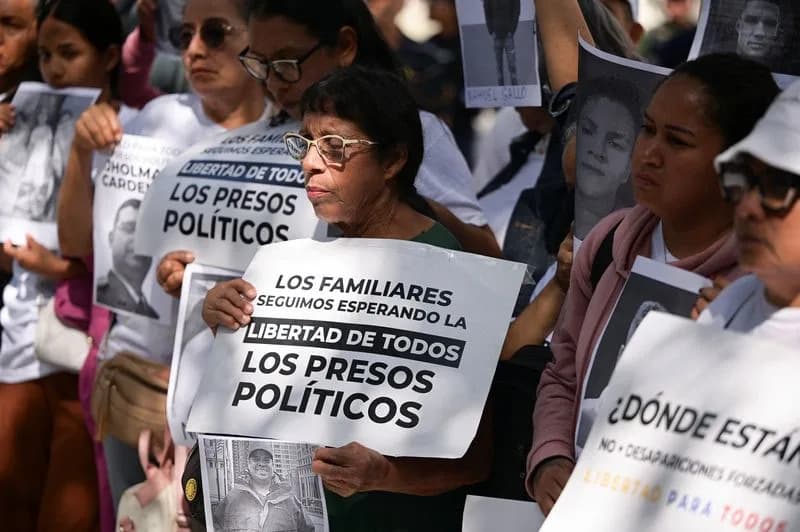 Venezuelans Weigh Returning Home Amid Political Shifts and Fragile Hope