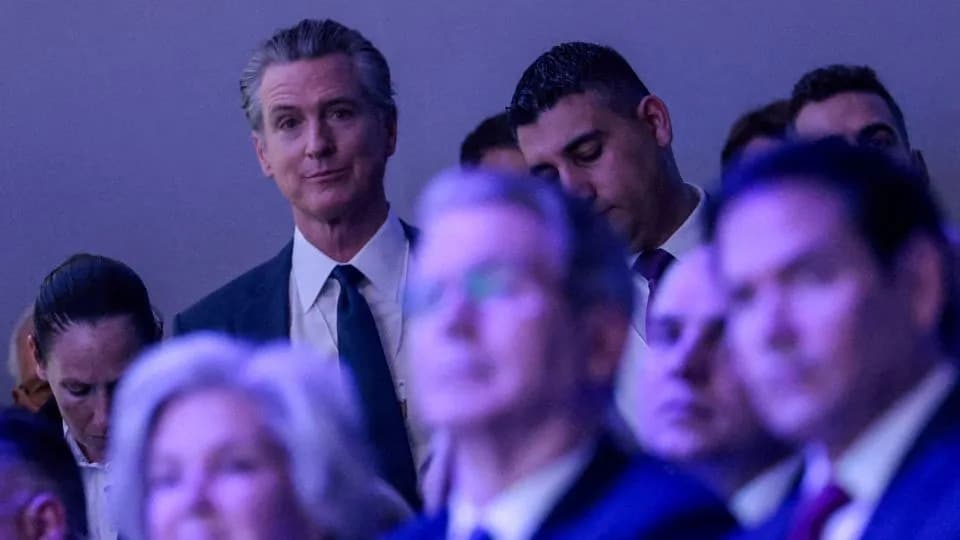 Newsom Taunts Trump At Davos; Trump Responds Onstage — Viral Moment Fuels 2028 Talk