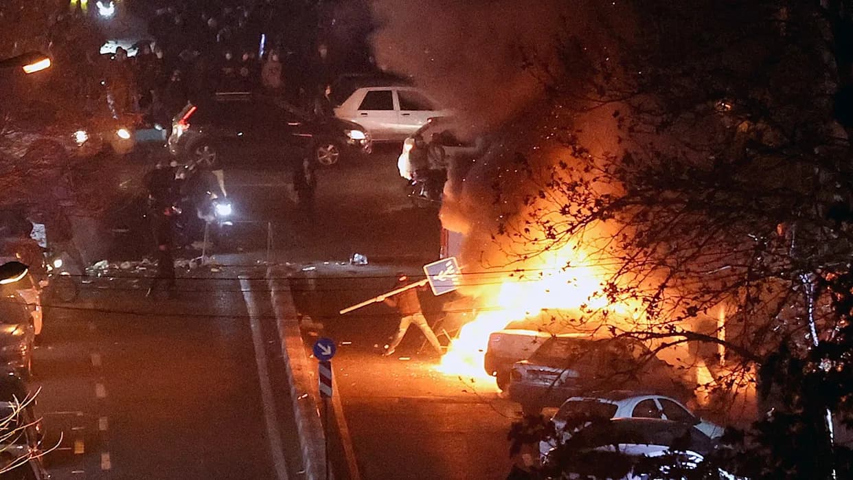 Eyewitnesses Allege Sexual Assaults Of Detained Teenagers As Families Forced To Pay To Recover Bodies Amid Iran Protests