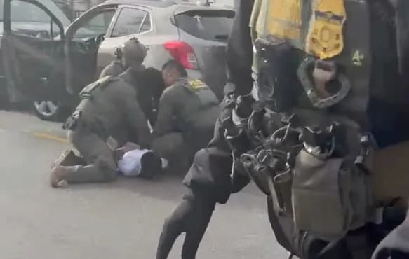 States and Cities Struggle to Curb Violent ICE Tactics as Federal Enforcement Intensifies