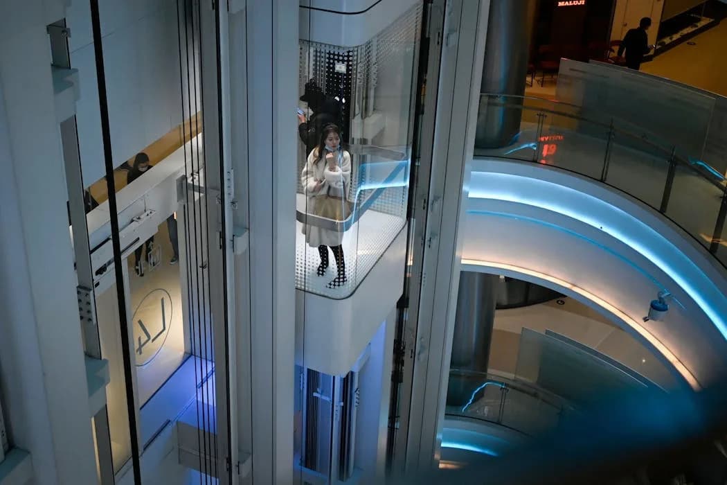 Study Warns: Generative AI Loops Are Producing 'Visual Elevator Music' and Threatening Cultural Diversity