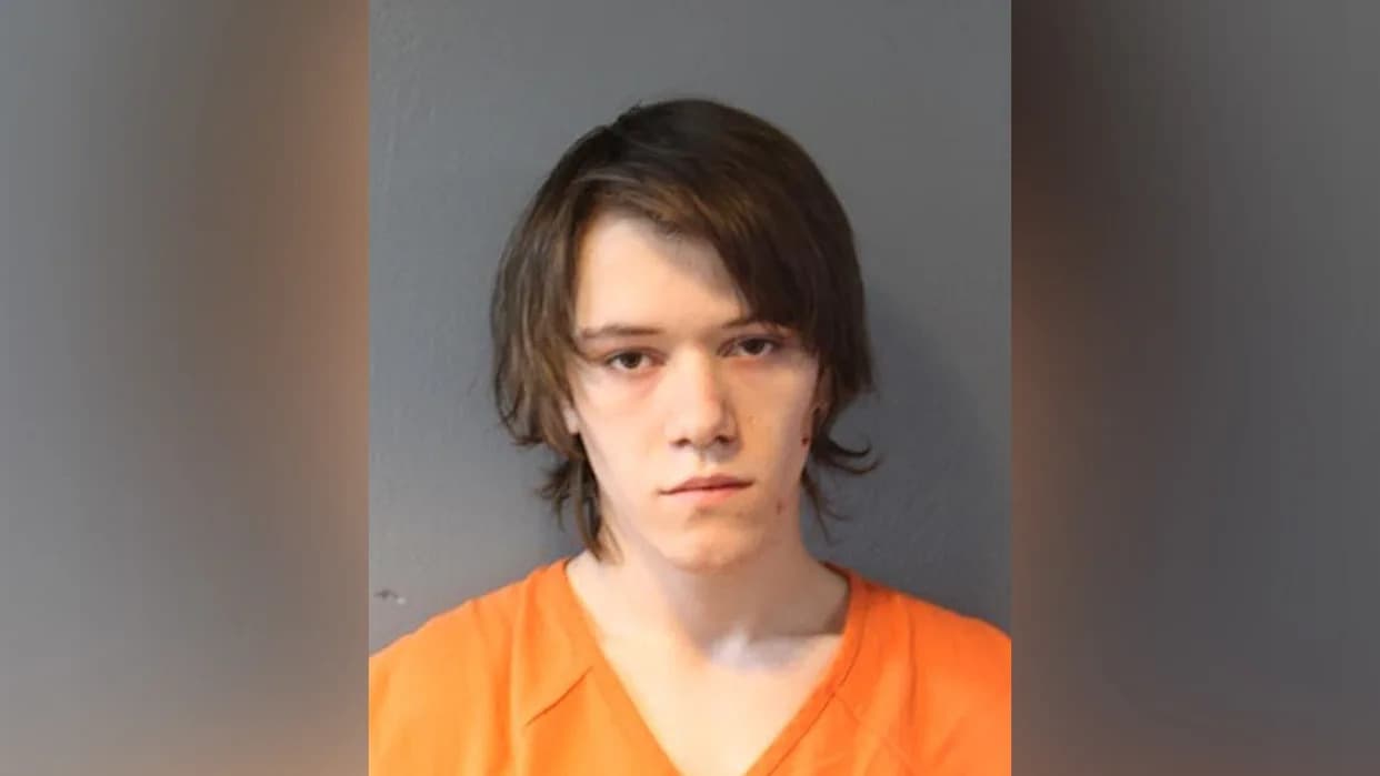 Oklahoma Teen Arrested After Allegedly Stabbing Brother During Video Game Dispute