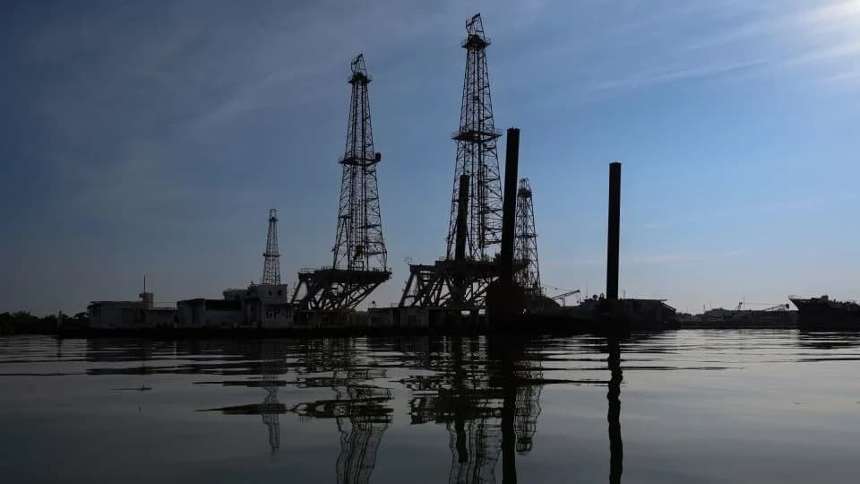 Venezuela Moves to Open Oil Sector to Foreign Firms as Washington Pushes for Access
