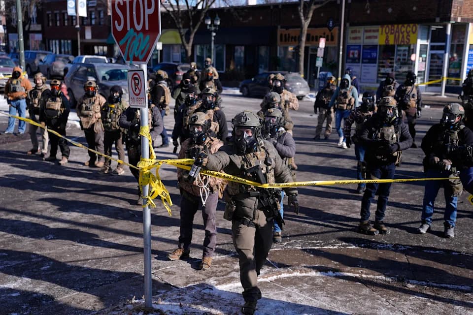 Federal Agents Kill 37-Year-Old in Minneapolis; Crowd Confronts Officers — AP Photo Gallery