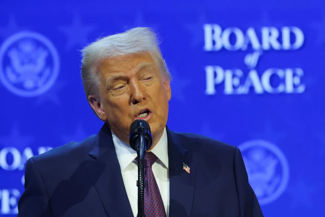 Trump Launches Iowa Tour to Make Economic Case Ahead of Midterms