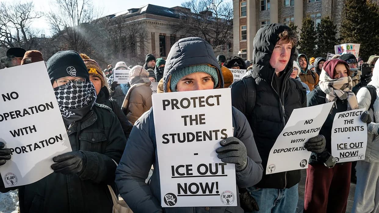 New Database Lists 700+ U.S. School Districts That Limit Cooperation With ICE — What Parents Should Know
