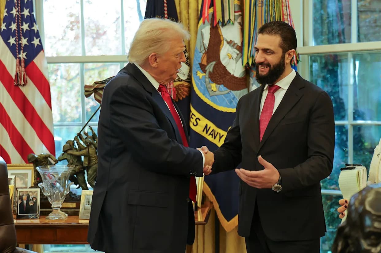Trump Praises Syrian President Al‑Sharaa After Army Offensive, As SDF Withdraws From Key Cities