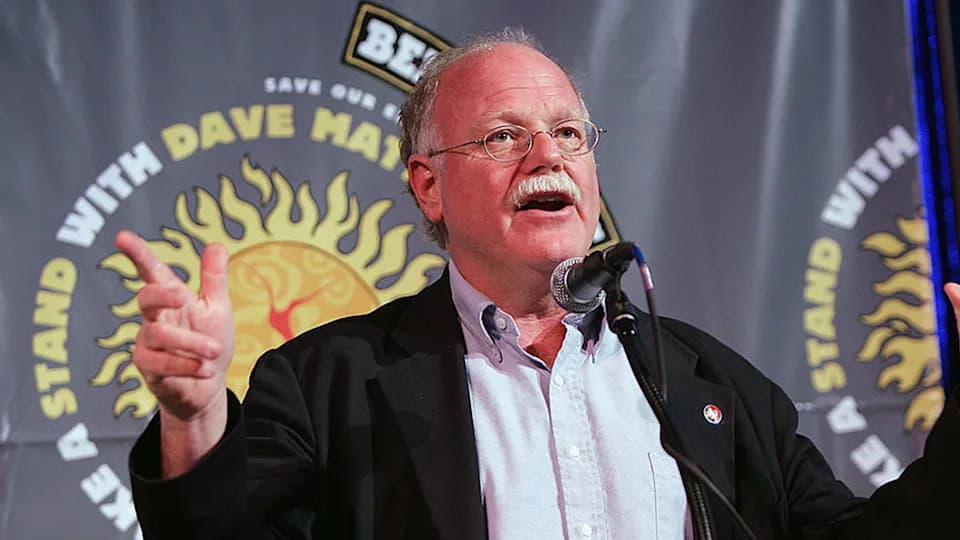 Ben & Jerry’s Co‑Founder Urges ICE To Be 'Defunded And Disbanded' After Two Fatal Minneapolis Shootings