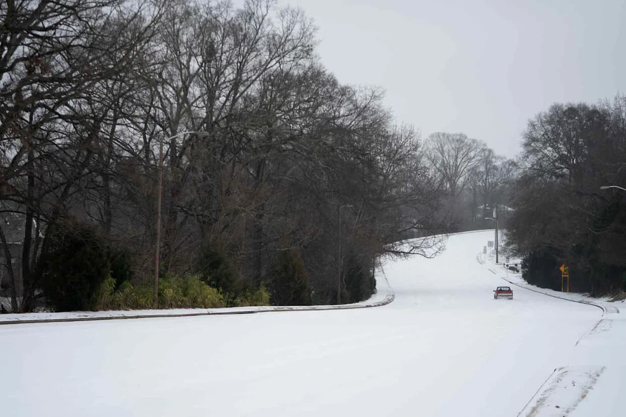 Winter Storm Fern: Two Elderly South Carolina Women Die of Hypothermia As Power Outages, Arctic Cold Continue