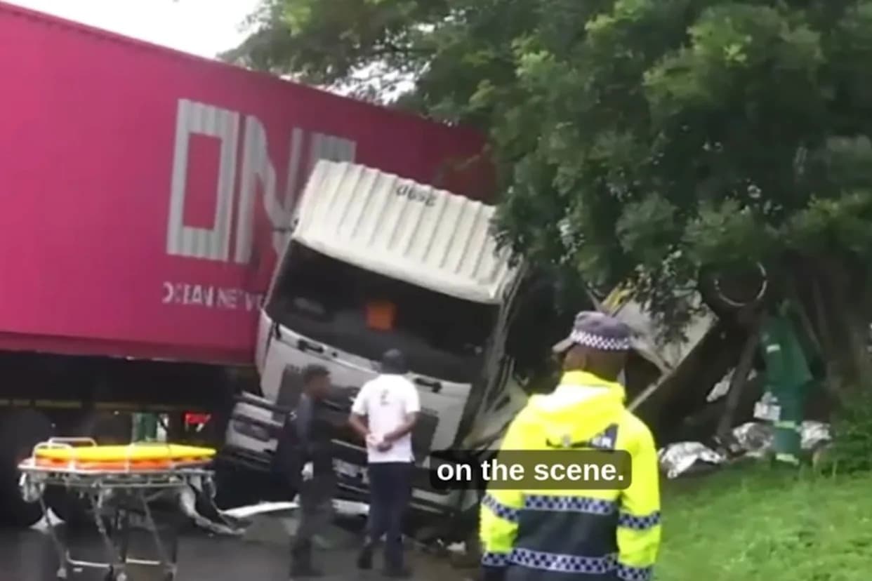 11 Killed, Including a 13‑Year‑Old, After Taxi Bus and Truck Collide Head‑On on R102 Near Durban