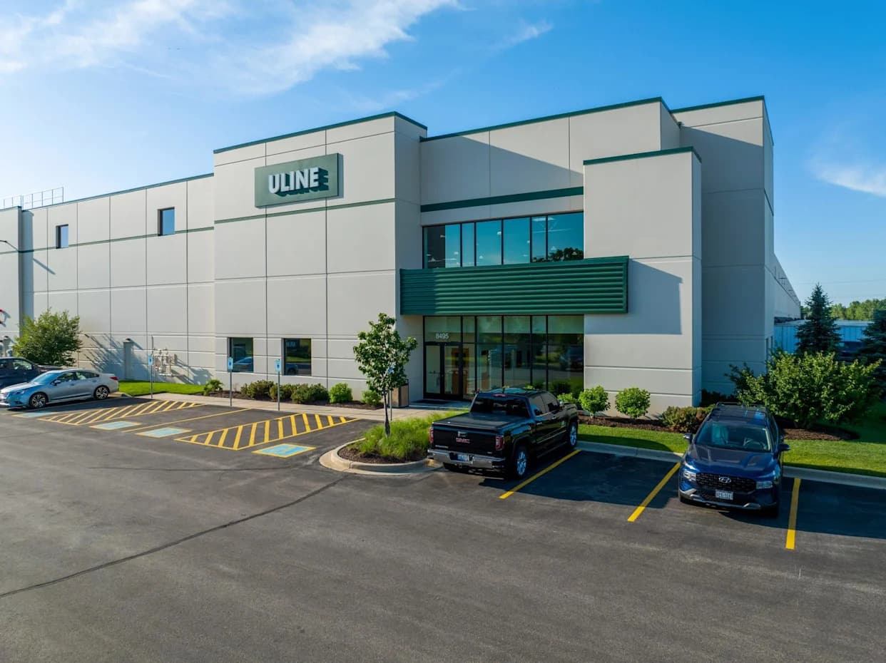 Uline Employee Quits in Protest Over Owners’ Political Donations — Calls Colleagues to Resist