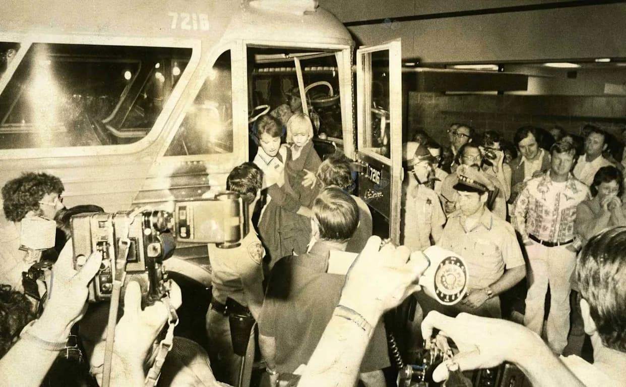 Buried Alive: The 1976 Chowchilla Kidnapping — How 26 Children Escaped a Grave in a Quarry