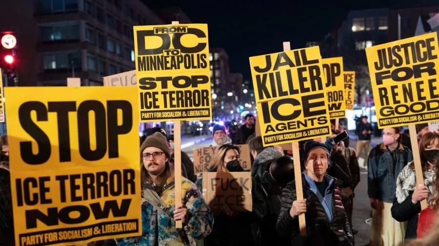 Poll Tied to Sen. Tom Cotton Finds Many Voters Want ICE to ‘Tone Down’ Tactics — But Back Deportations