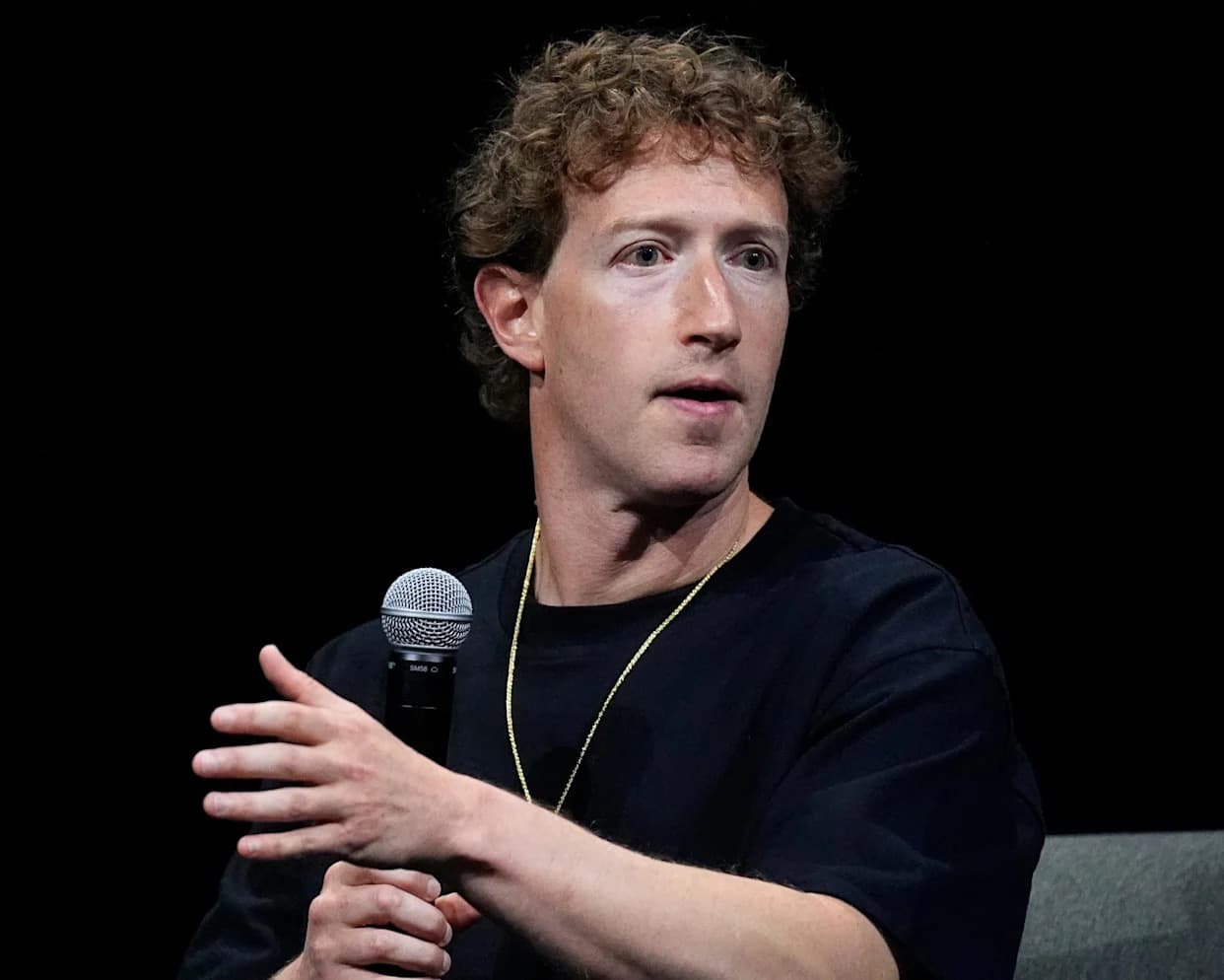 Landmark Jury Trials Begin Over Alleged Social Media 'Addiction' of Young Users